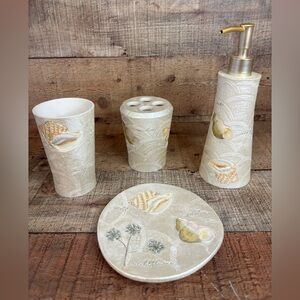 NWT 4 Piece Bathroom Set Flowers Shells Charter Club “Cape May” BEACHY Floral